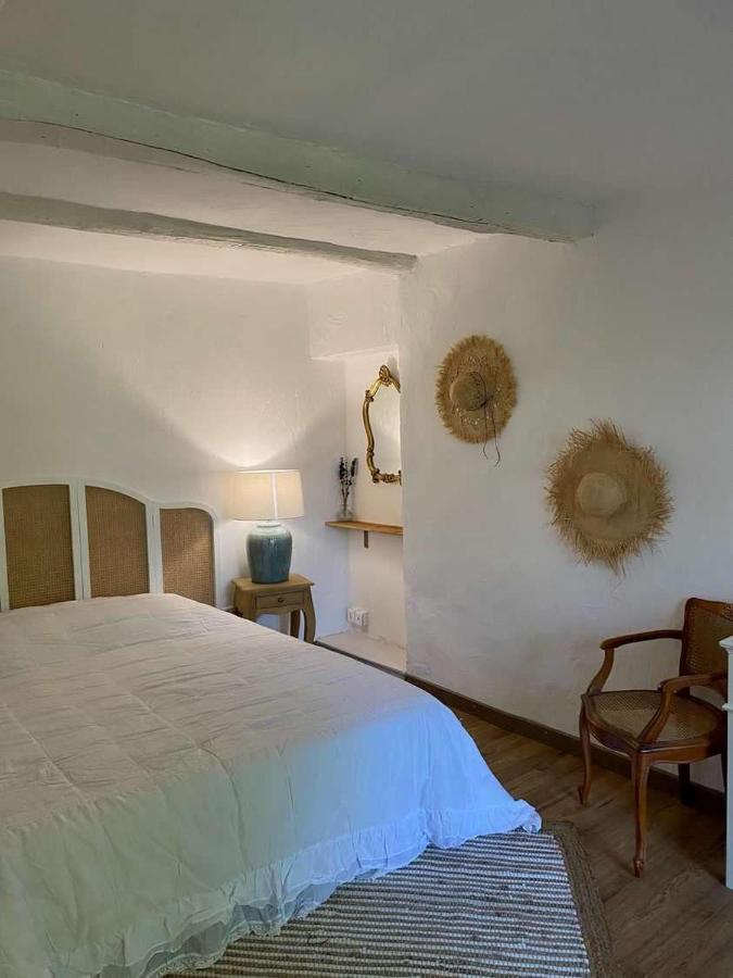 Jolie Maisonnette Niozelles Luaran gambar